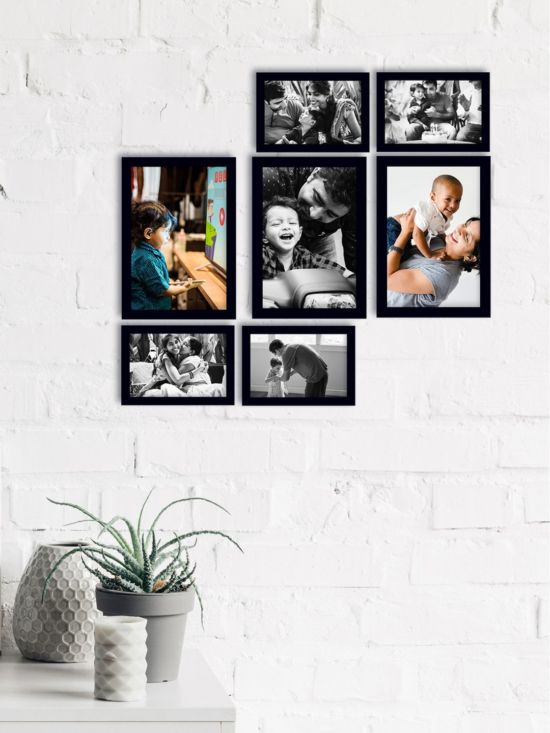 eCraftIndia Set Of 7 Black Solid Memory Wall Collage Photo Frames