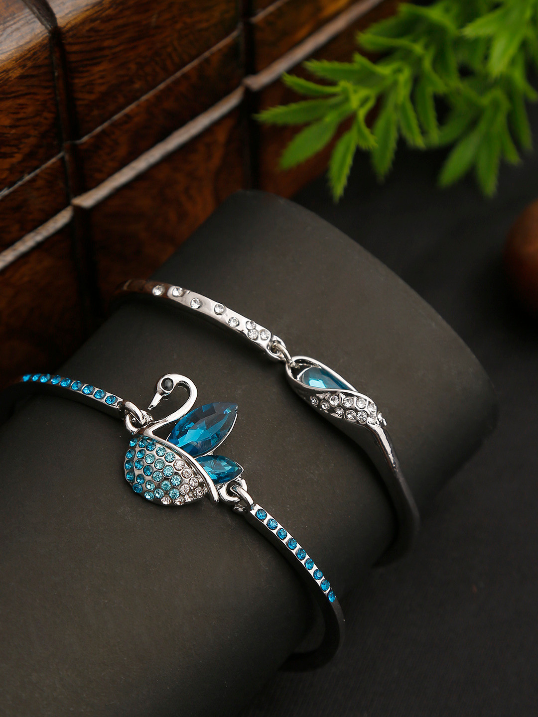 YouBella Women Set of 2 Blue Silver-Plated Stone-Studded Bracelets