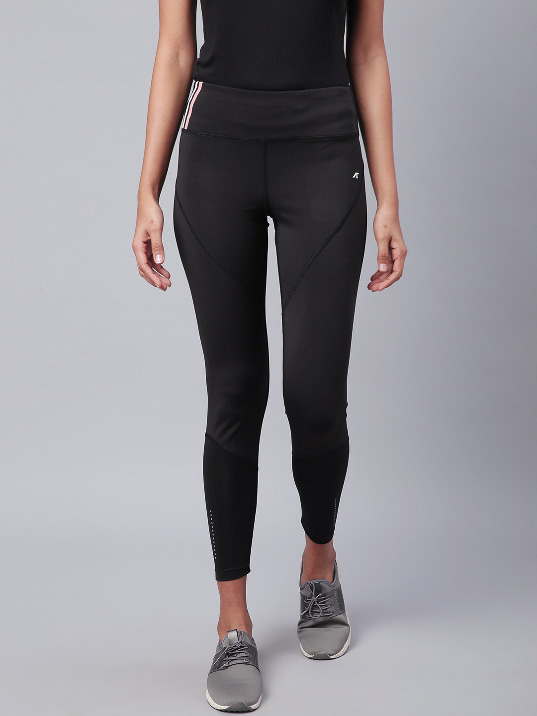 Alcis Women Black Rapid Dry Solid Cropped Training Tights