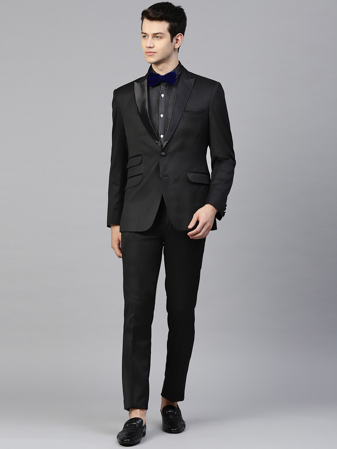 MANQ Men Black Solid Slim Fit Tuxedo Suit