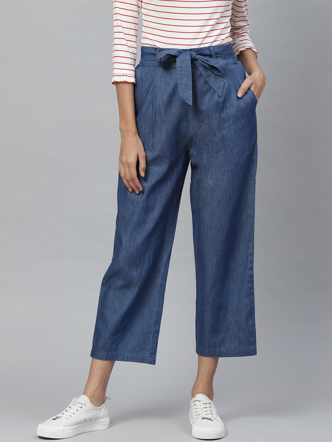 YASH GALLERY Women Blue Solid Cropped Denim Trousers