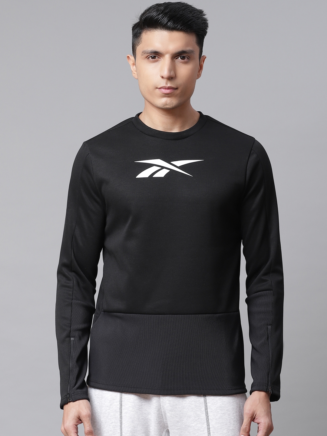 Reebok Men Black Solid Crew Sweatshirt