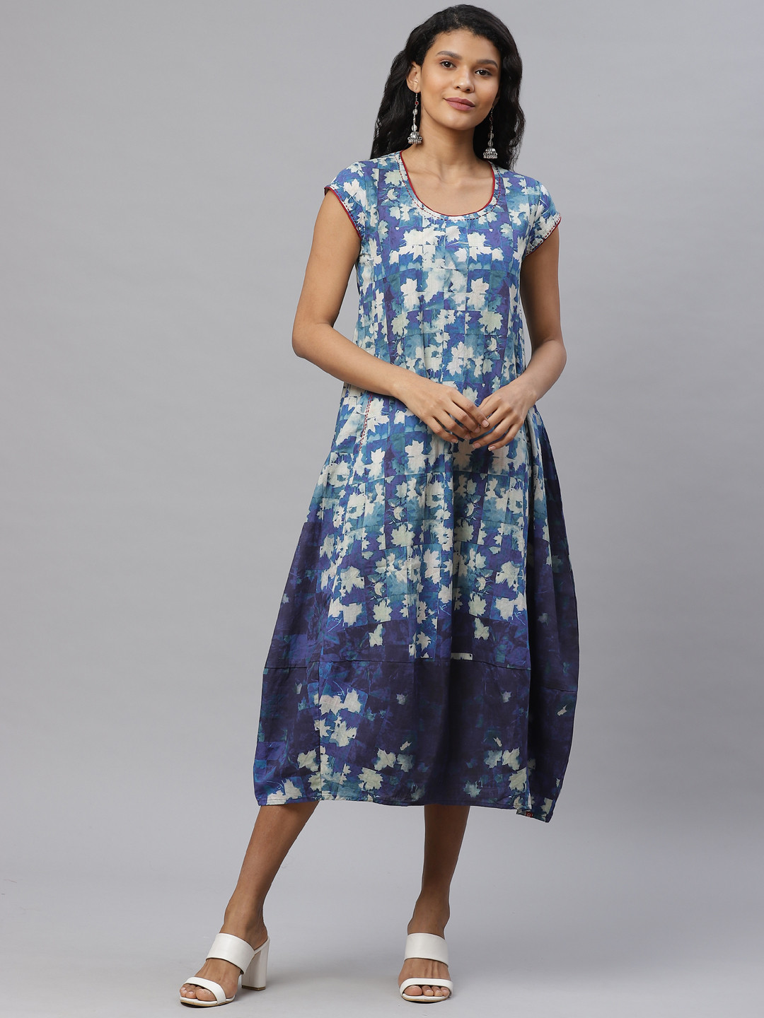 Biba Women Blue & Off-White Printed Balloon Dress