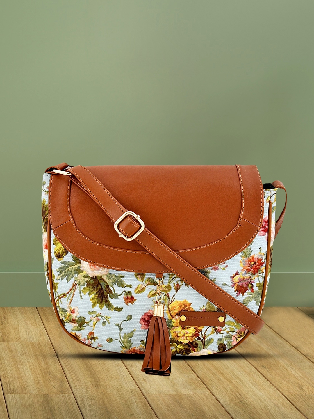 Buy bags store online myntra
