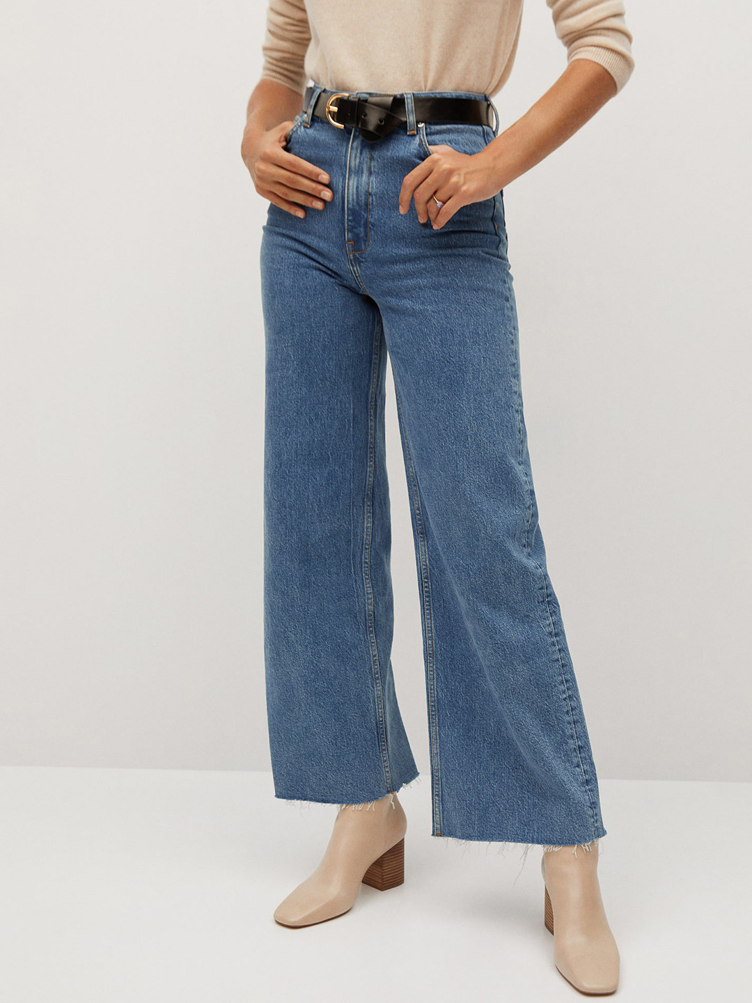 MANGO Women Blue Sustainable Eco-Wash Flared High-Rise Clean Look Stretchable Jeans