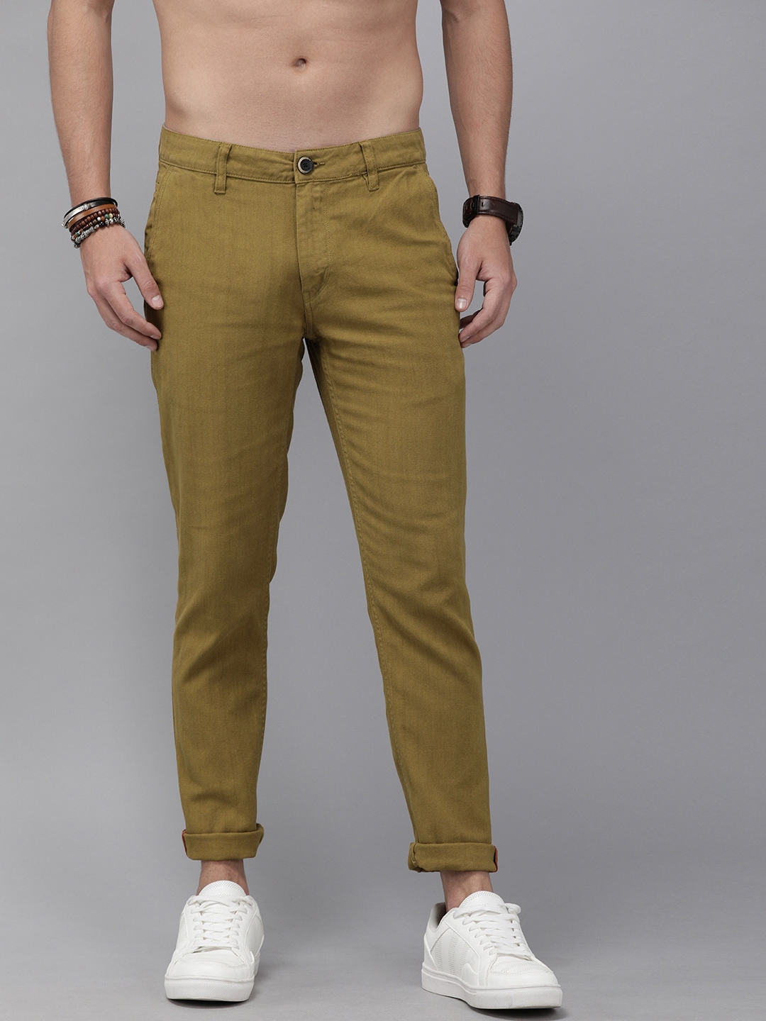 Roadster Men Mustard Brown Regular Fit Solid D8 Trousers