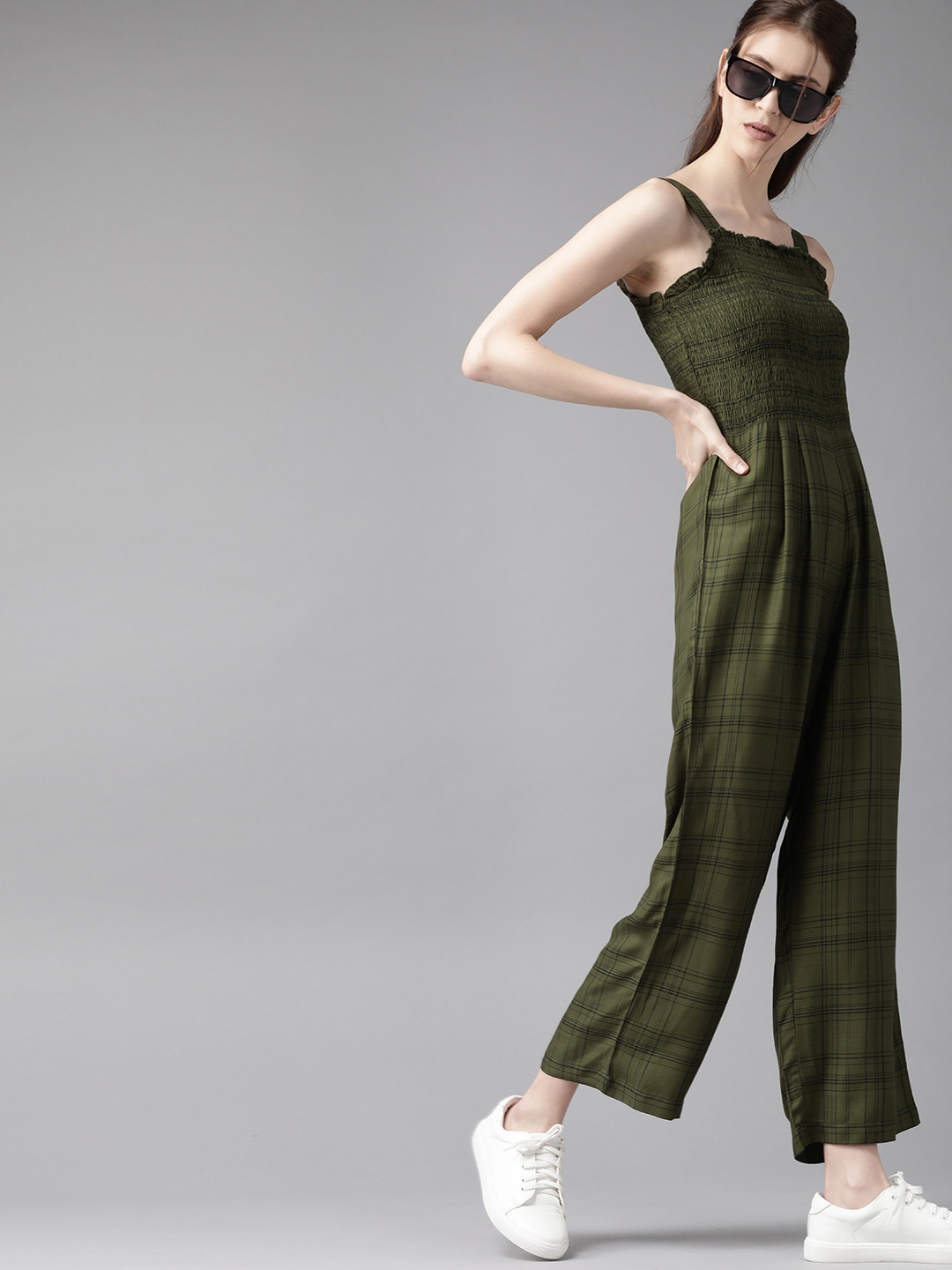 Roadster Women Olive Green & Black Self-Checked Cropped Basic Jumpsuit