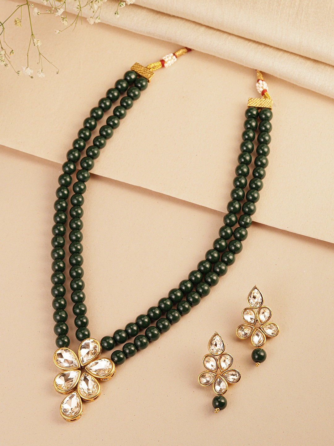 Peora Women Green Gold-Plated Pearl & Crystal Studded Jewellery Set