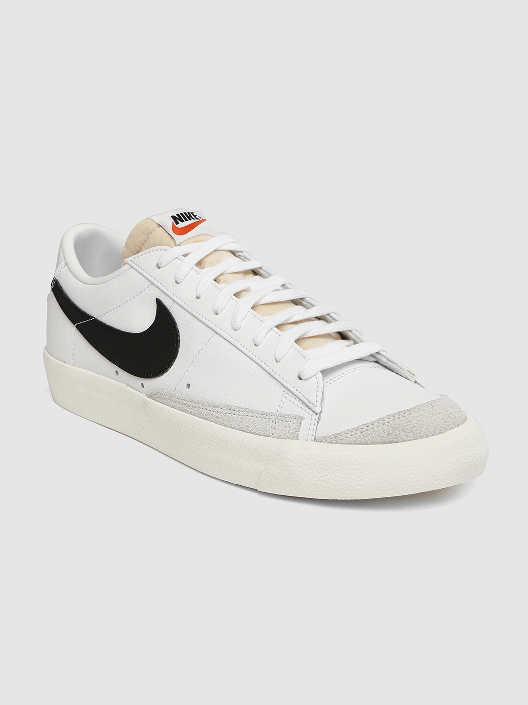 Buy Nike Men White Solid Blazer Low 77 Vntg Leather Sneakers Casual Shoes For Men Myntra