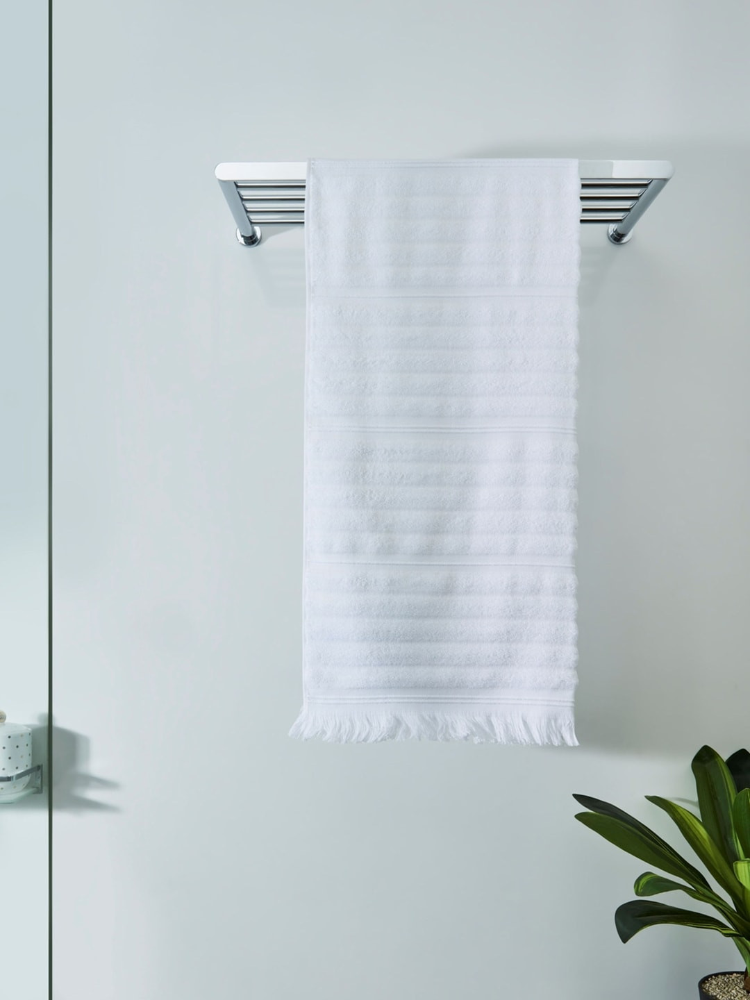DDecor Unisex White Solid 500 GSM Live Beautiful Bath Towel