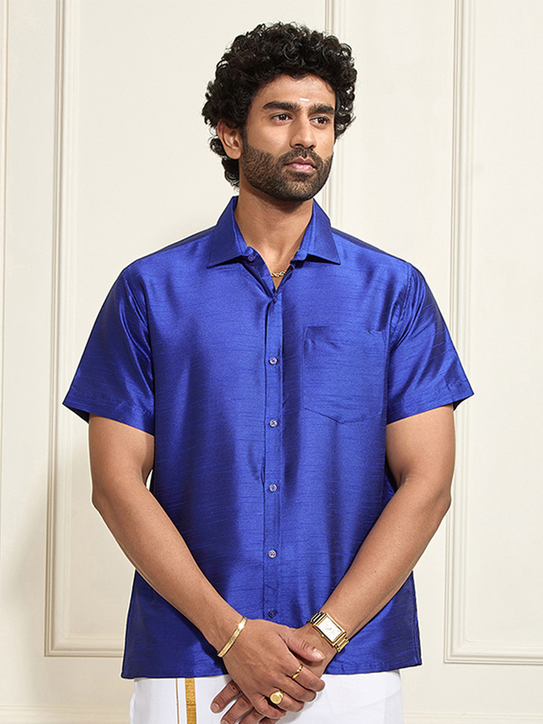 VASTRAMAY Men Blue Regular Fit Solid Party Shirt