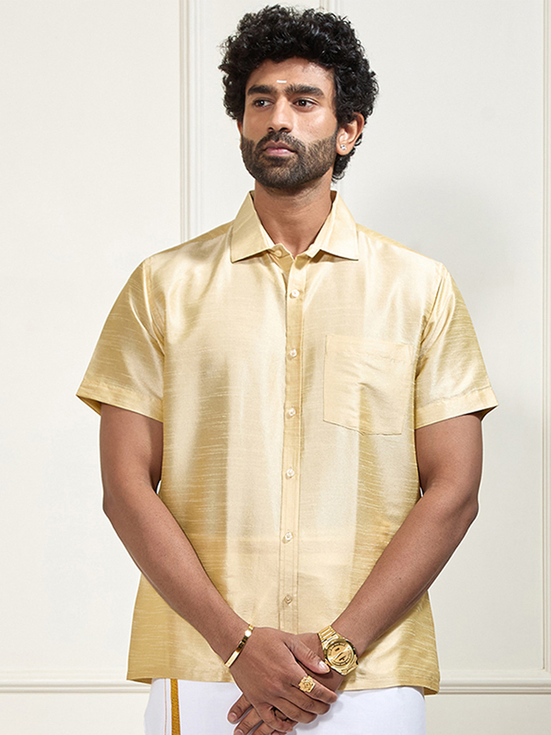 VASTRAMAY Men Beige Regular Fit Solid Casual Shirt