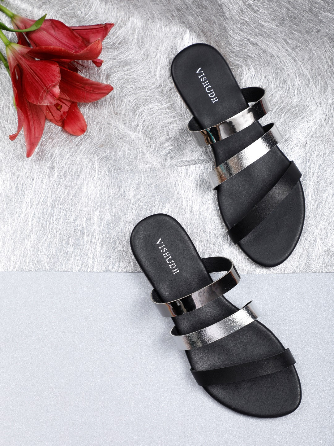Vishudh Women Black & Silver-Toned Colourblocked Open Toe Flats