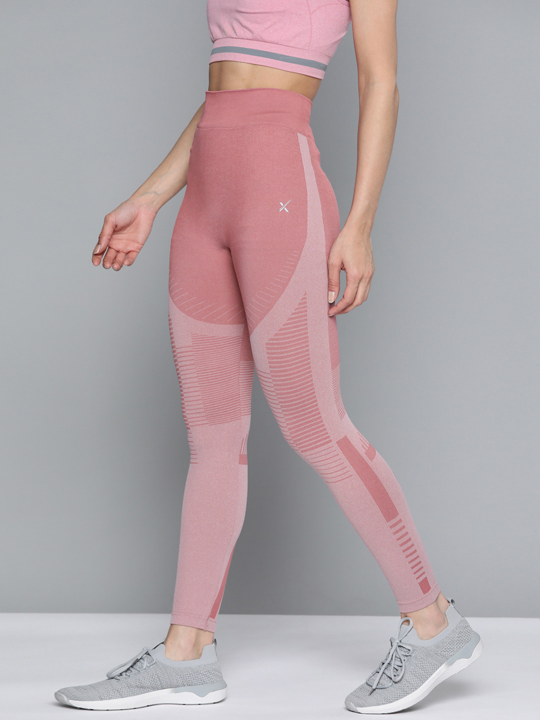 HRX by Hrithik Roshan Women Dusty Pink Skinny Anti-Microbial Self Design Running Seamless Tights