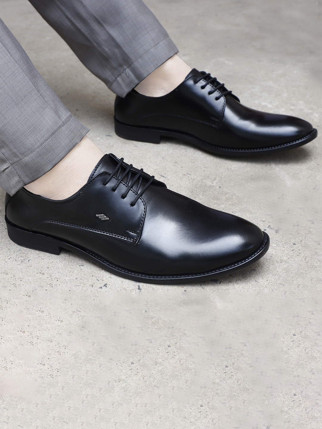 aadi Men Black Solid Formal Derbys