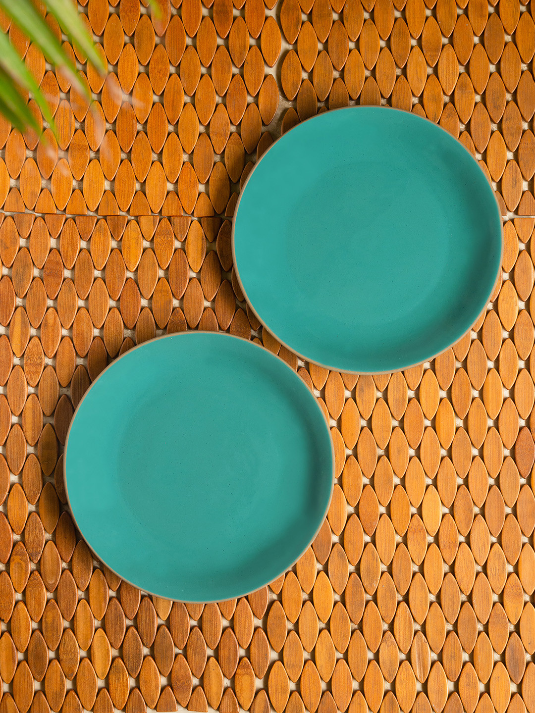 ExclusiveLane Set of 2 Earthen Turquoise Ceramic Dinner Plates