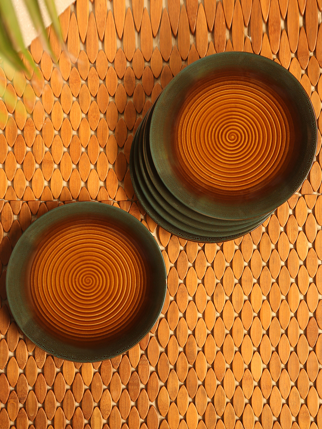 ExclusiveLane Set of 6 Amber Handglazed Studio Pottery Ceramic Dinner Plates