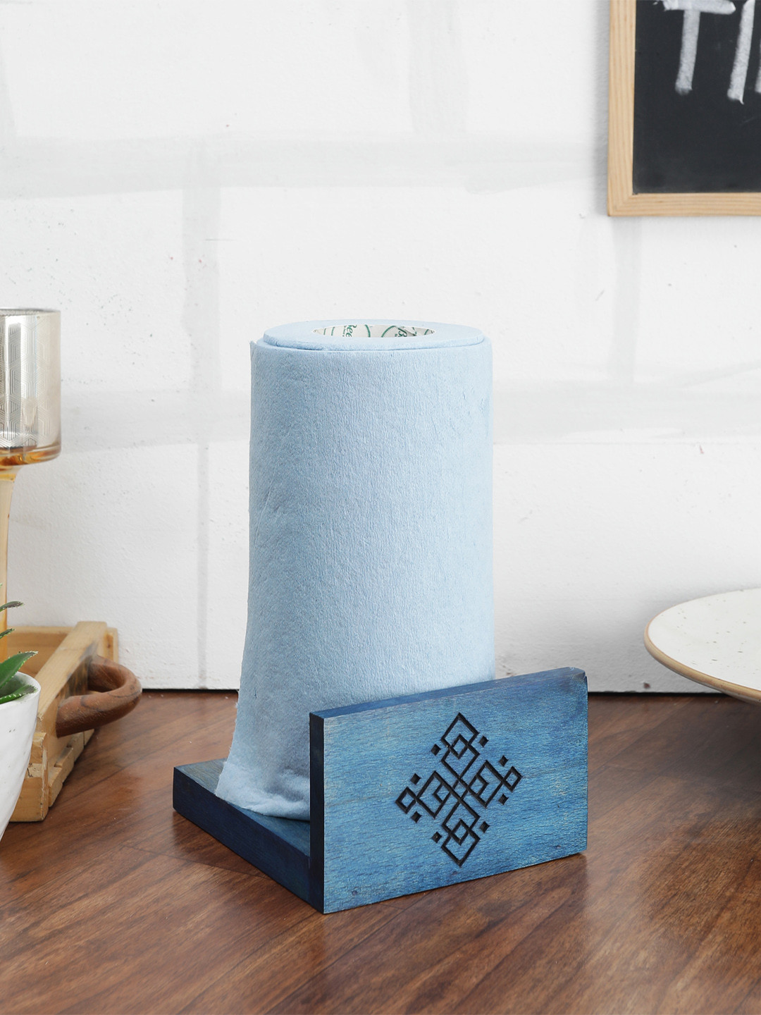 VarEesha Blue Printed Wooden Tissue Holder
