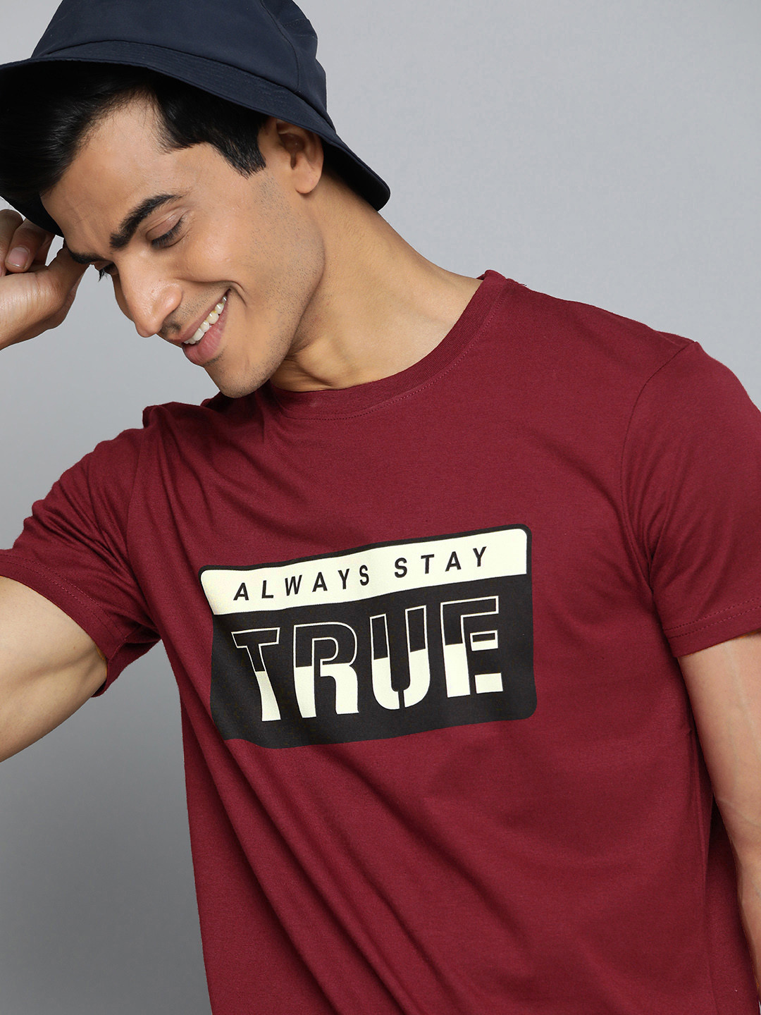 HERENOW Men Maroon Black Typography Print Round Neck Cotton T-shirt