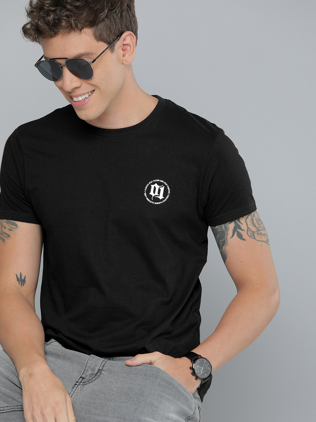 HERENOW Men Black Solid Round Neck Pure Cotton T-shirt