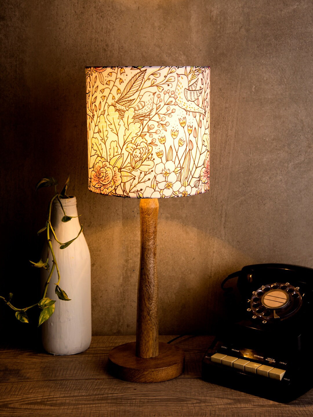green girgit White & Blue Leaf Printed Contemporary Table Lamp