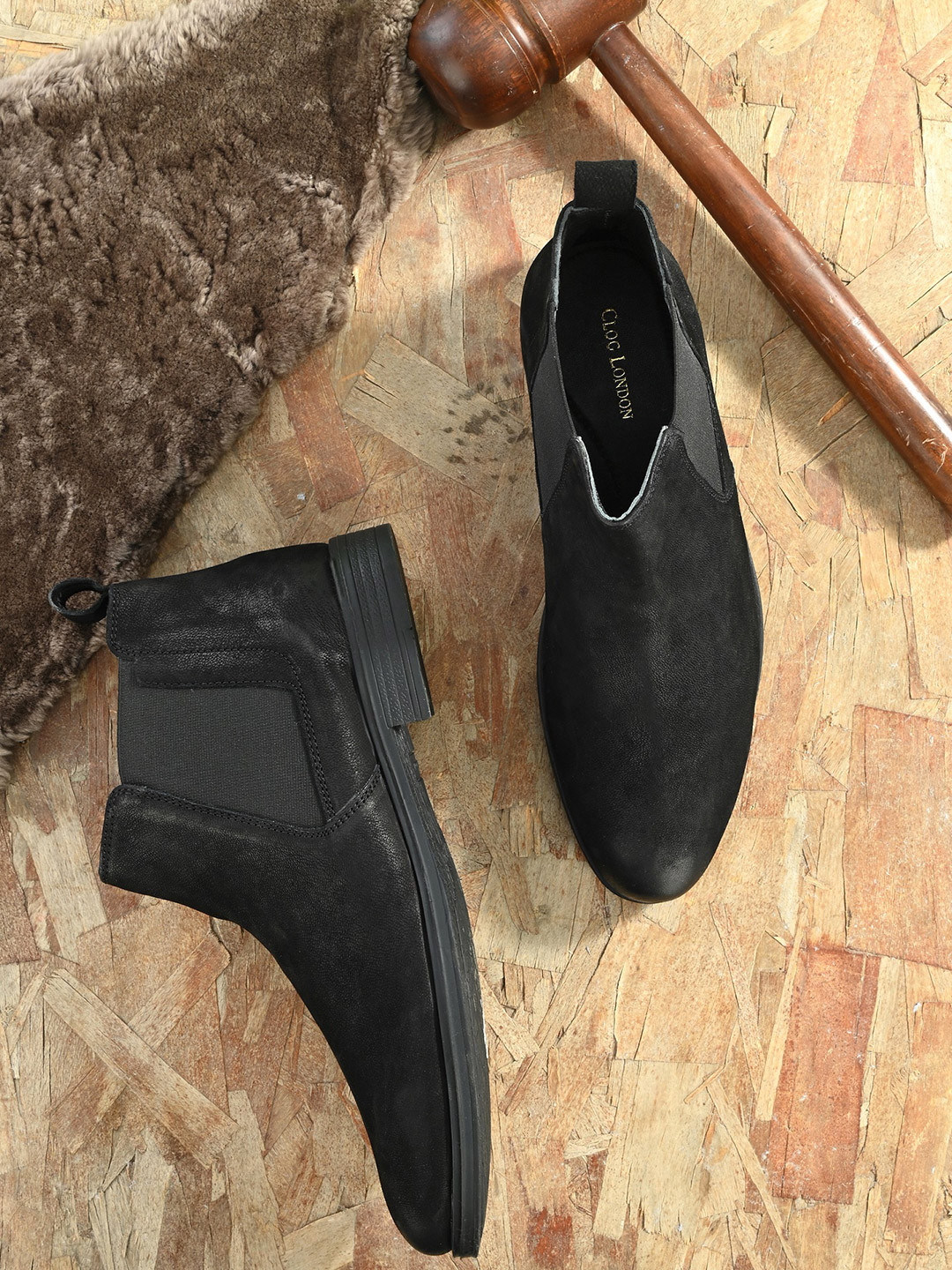 CLOG LONDON Men Black Solid Leather Mid-Top Chelsea Boots