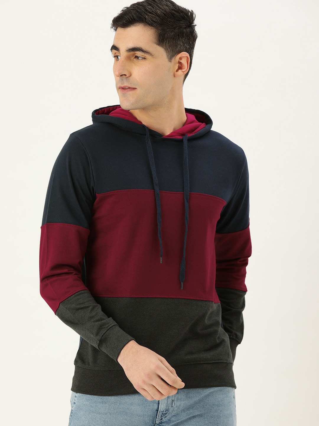 VEIRDO Men Navy Blue & Red Colourblock Printed Cotton Fleece Hooded Pullover Sweatshirt