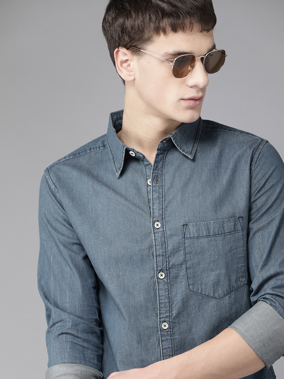Roadster Men Blue Pure Cotton Regular Fit Solid Casual Shirt