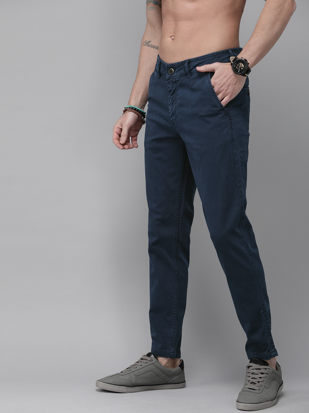 Roadster Men Blue Urban Slim Regular Fit Solid Chinos