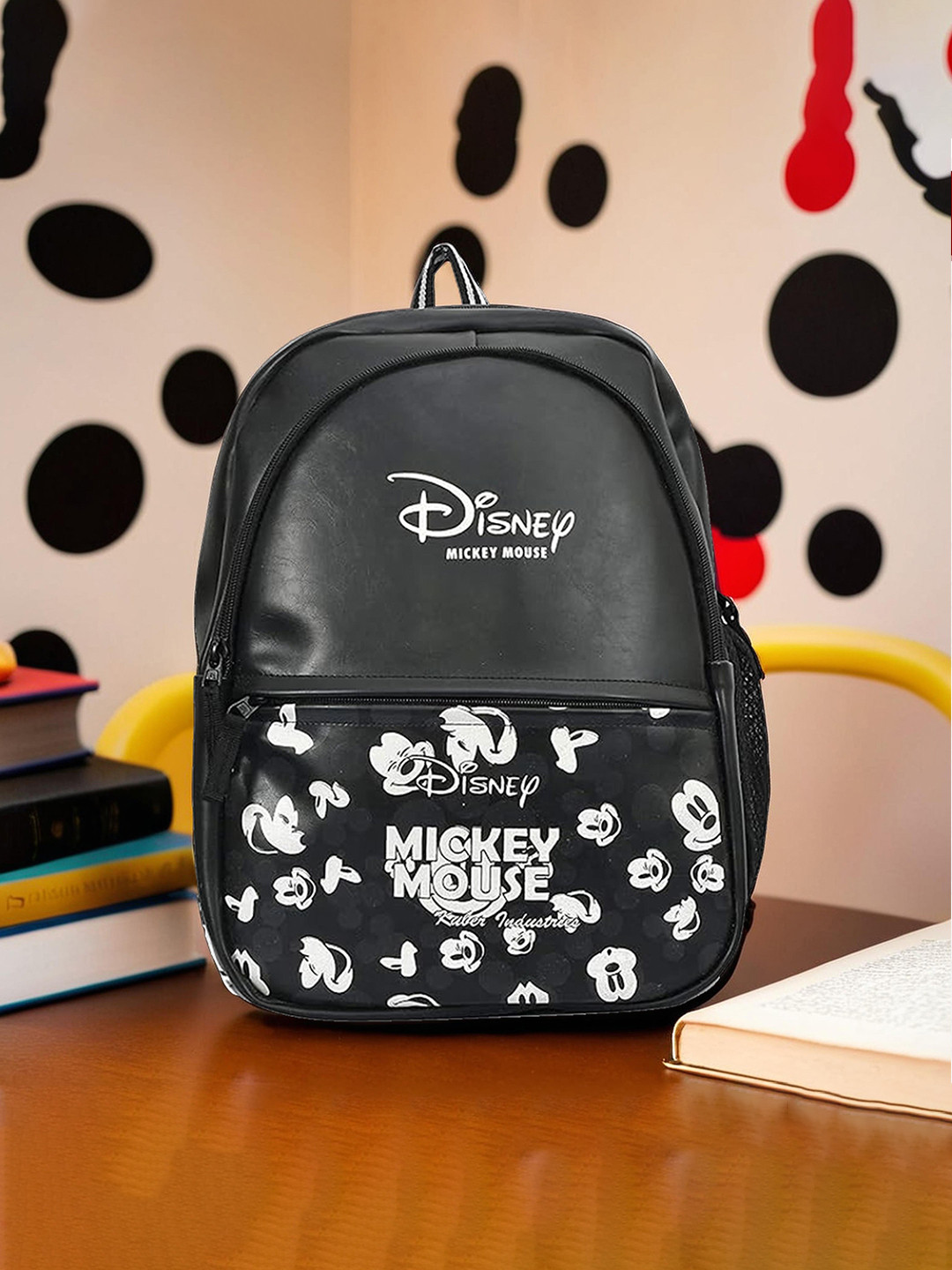 Kuber Industries Unisex Kids Black & White Printed Leather Backpack