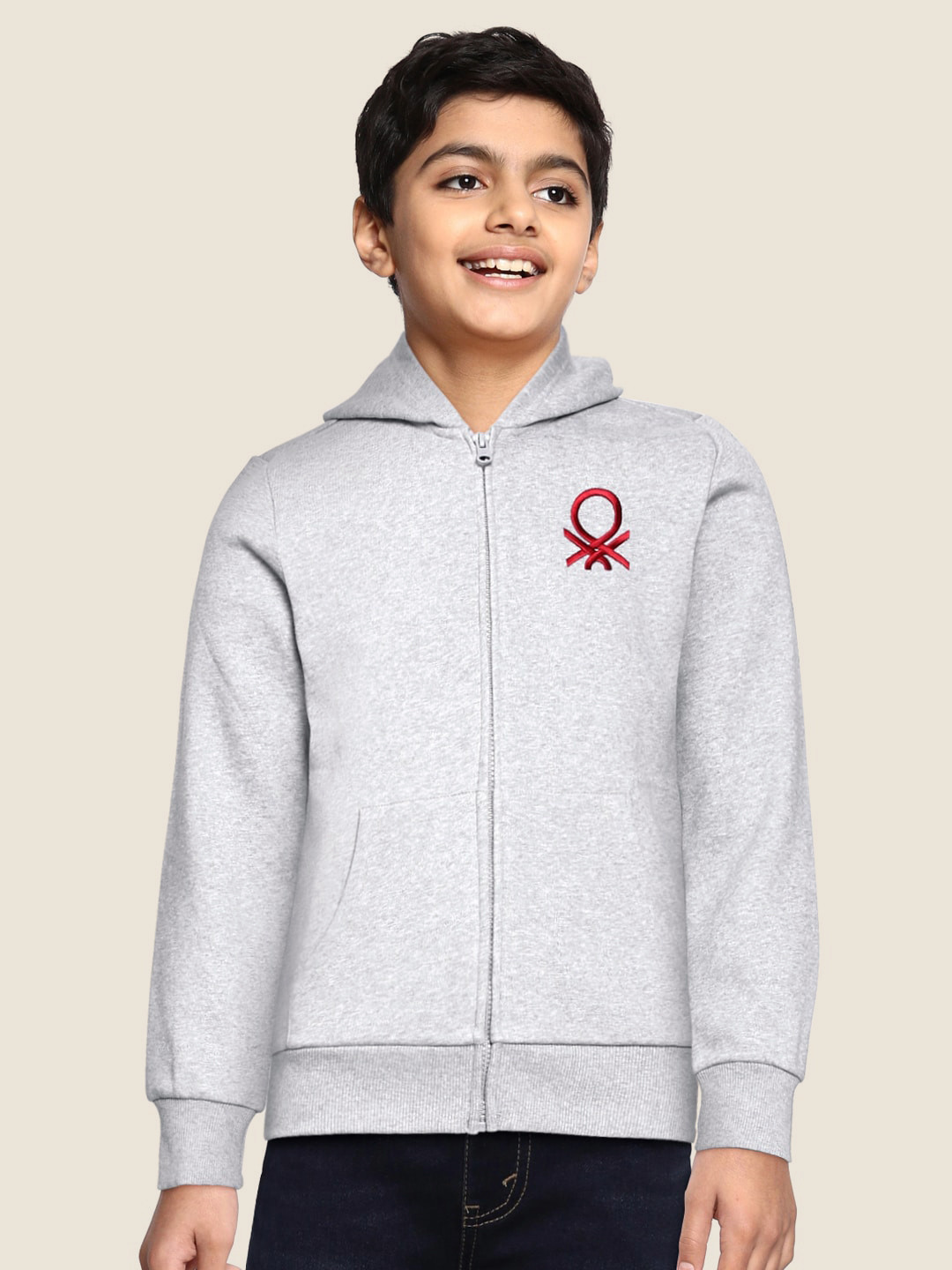 United Colors of Benetton Boys Grey Melange Solid Hooded Sweatshirt Embroidered Detail