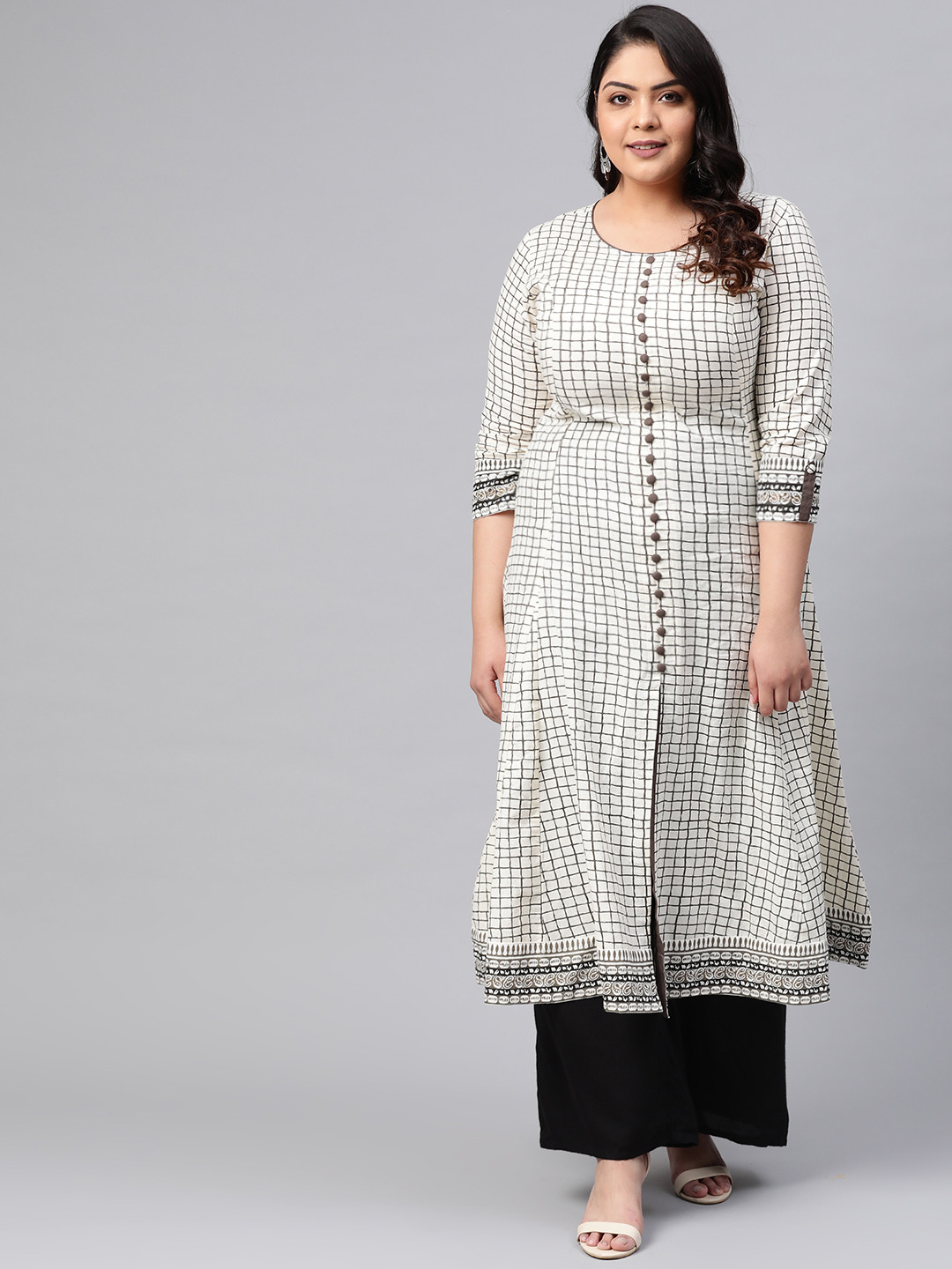 YASH GALLERY Plus Size Women Off-White & Grey Checked A-Line Kurta
