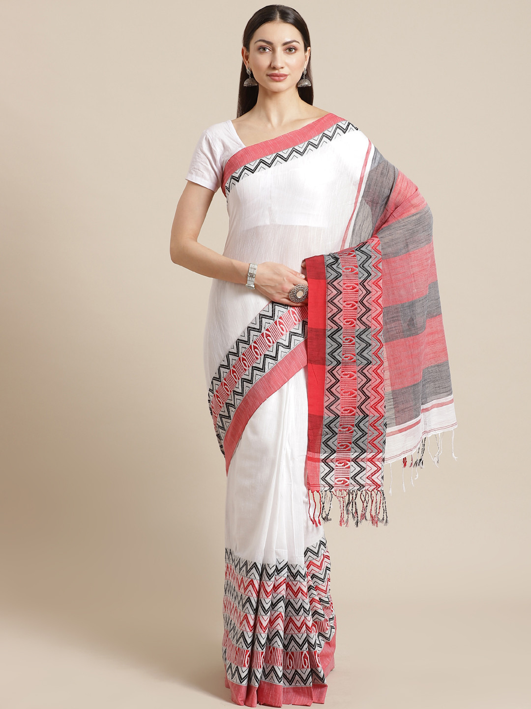Kalakari India White & Red Pure Cotton Solid Sustainable Handloom Saree