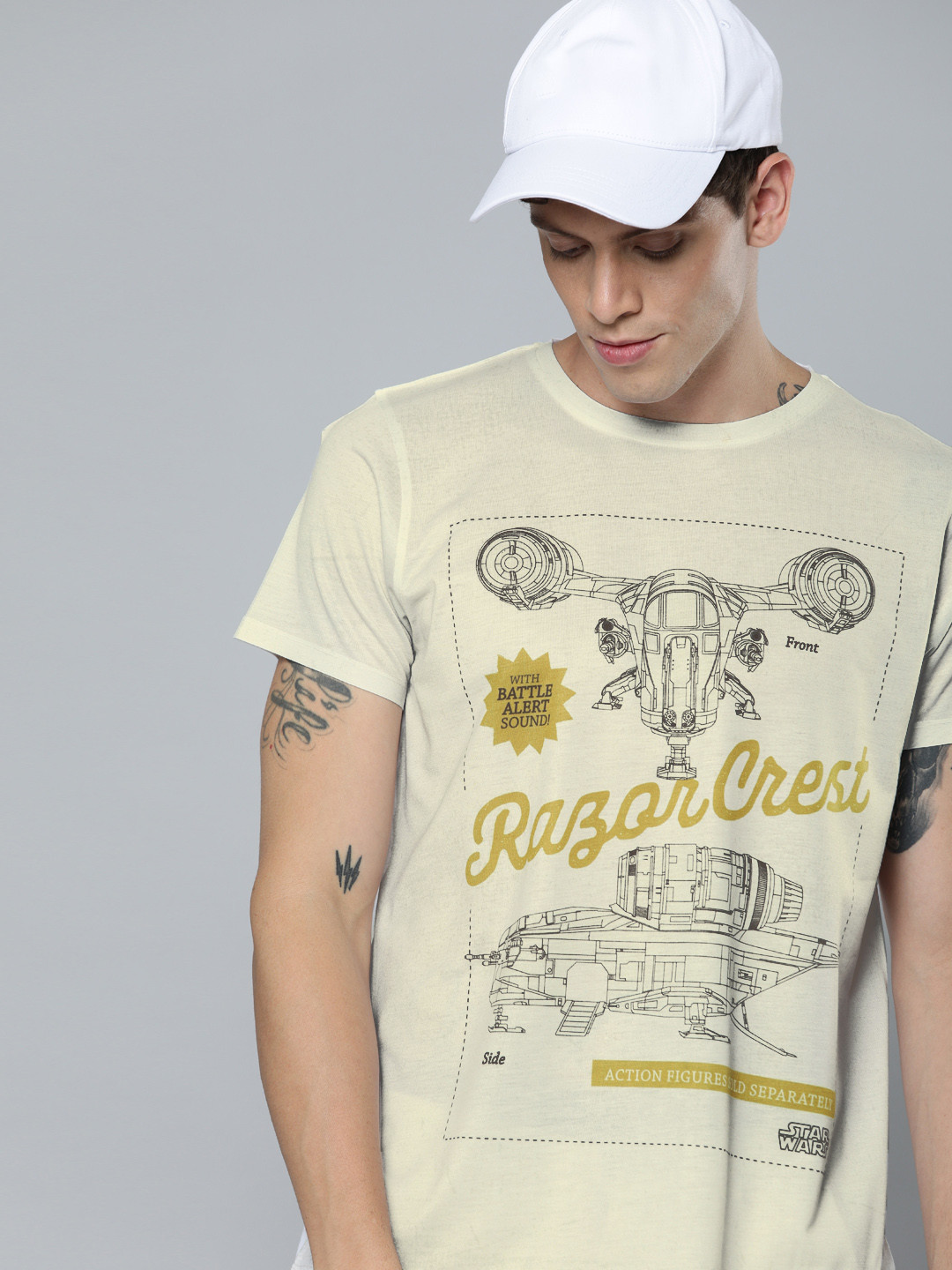 Kook N Keech Star Wars Men Beige & White Mandalorian Printed Round Neck T-shirt