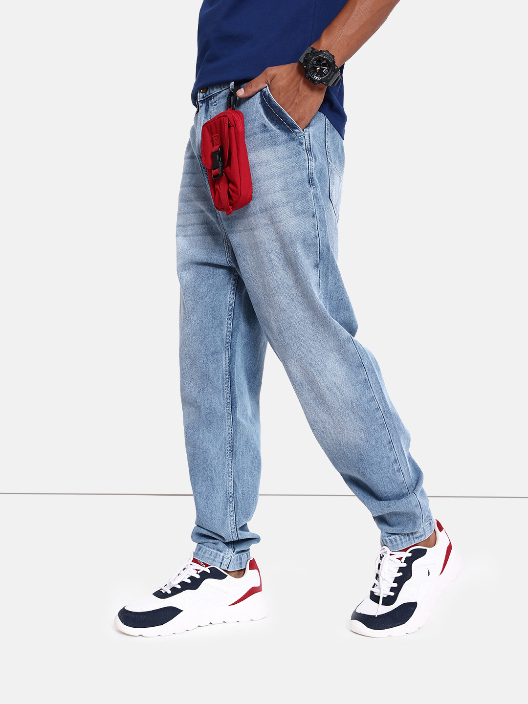 The Roadster Lifestyle Co. Men Denim Blue Summertime Solace Low and Loose Jeans