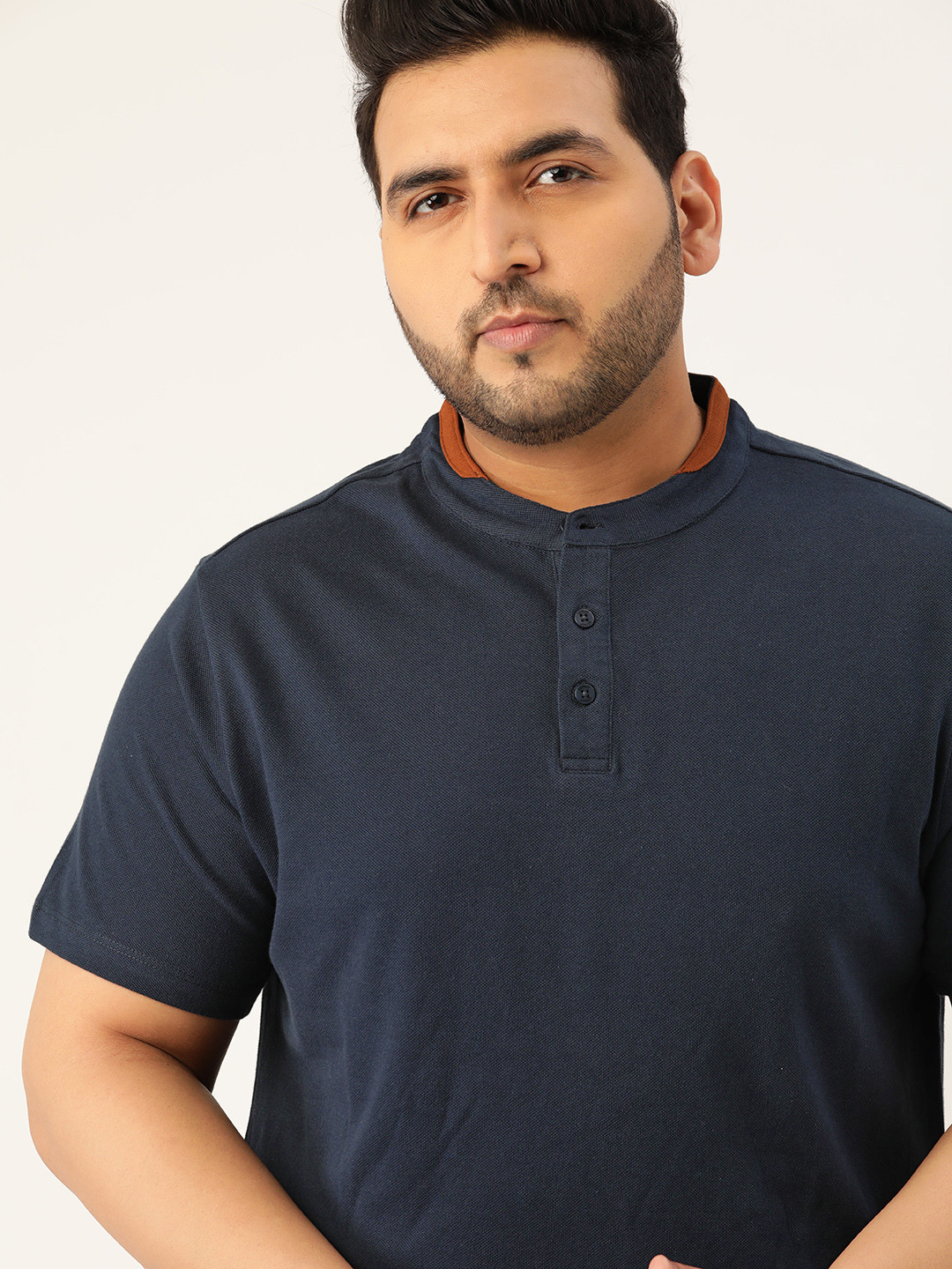Sztori Men Plus Size Navy Blue Solid Cotton Henley Neck T-shirt
