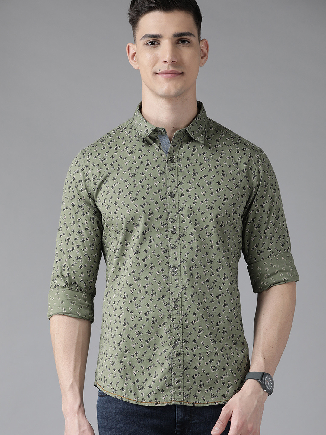 BEAT LONDON by PEPE JEANS Men Olive Green Slim Fit Printed Cotton Shirt