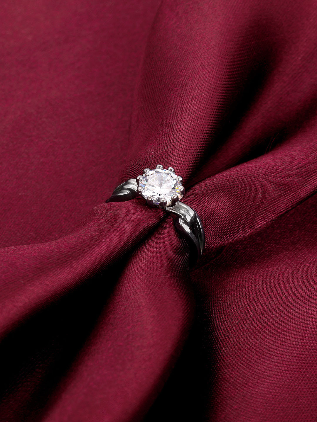 GIVA 925 Silver Zircon Loop Ring