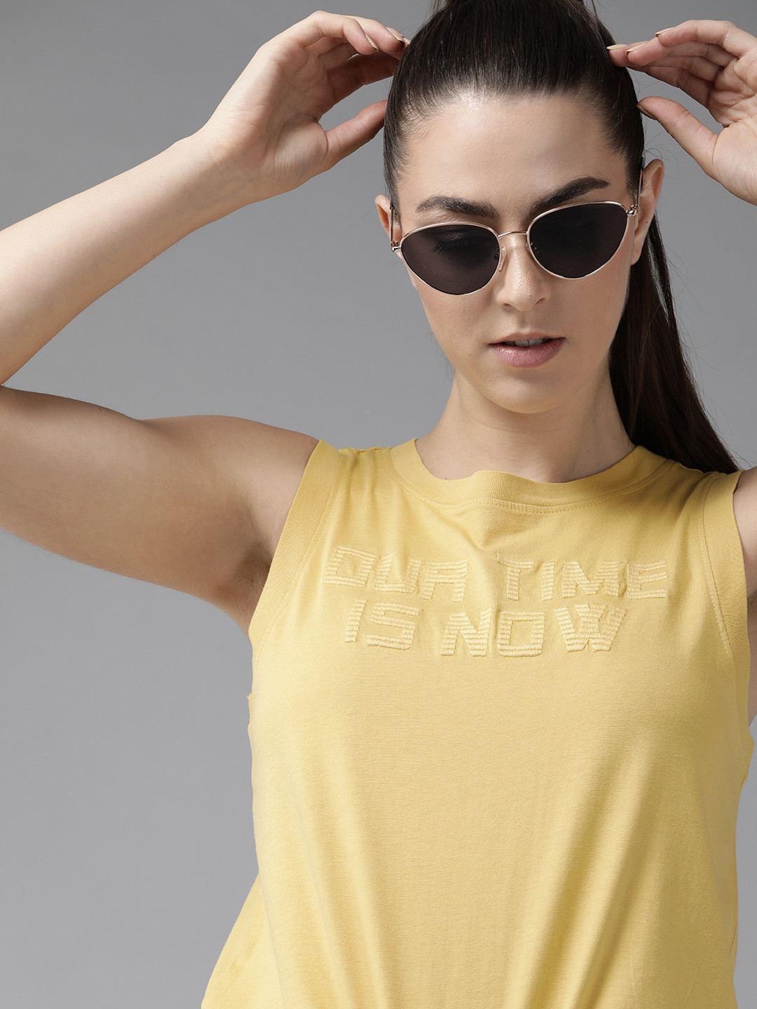 The Roadster Lifestyle Co Women Yellow Pure Cotton Embroidered Round Neck Pure Cotton T-shirt