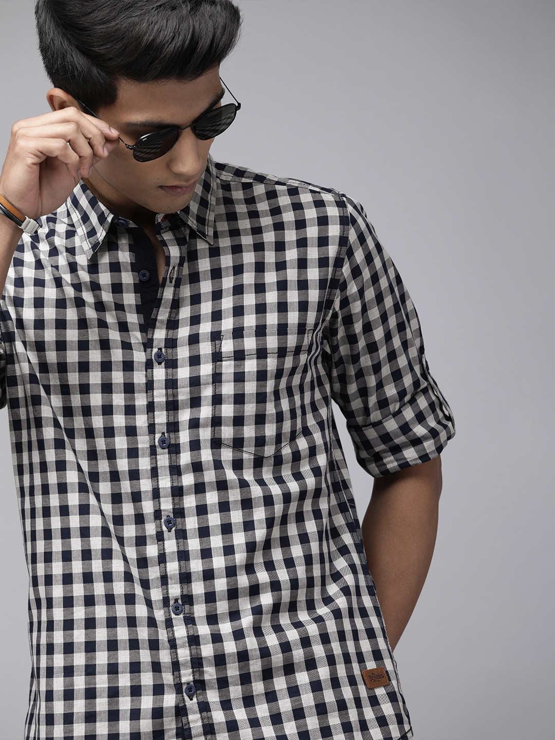 Roadster Men Navy Blue & Grey Regular Fit Gingham Checked Casual Shirt