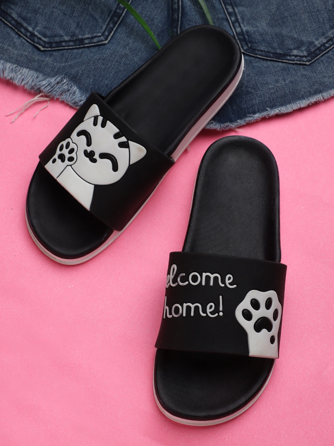 Pampy Angel Women Black & White Printed Water-Resistant Slides