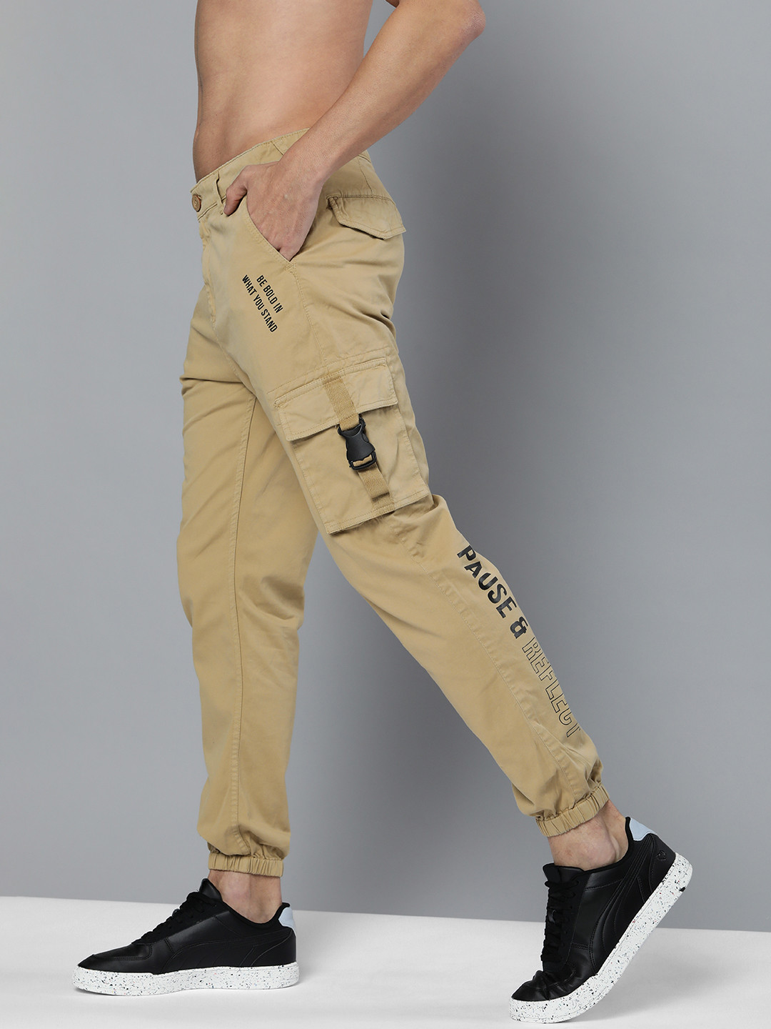 HERE&NOW Men Khaki Printed Jogger Cargo Trousers