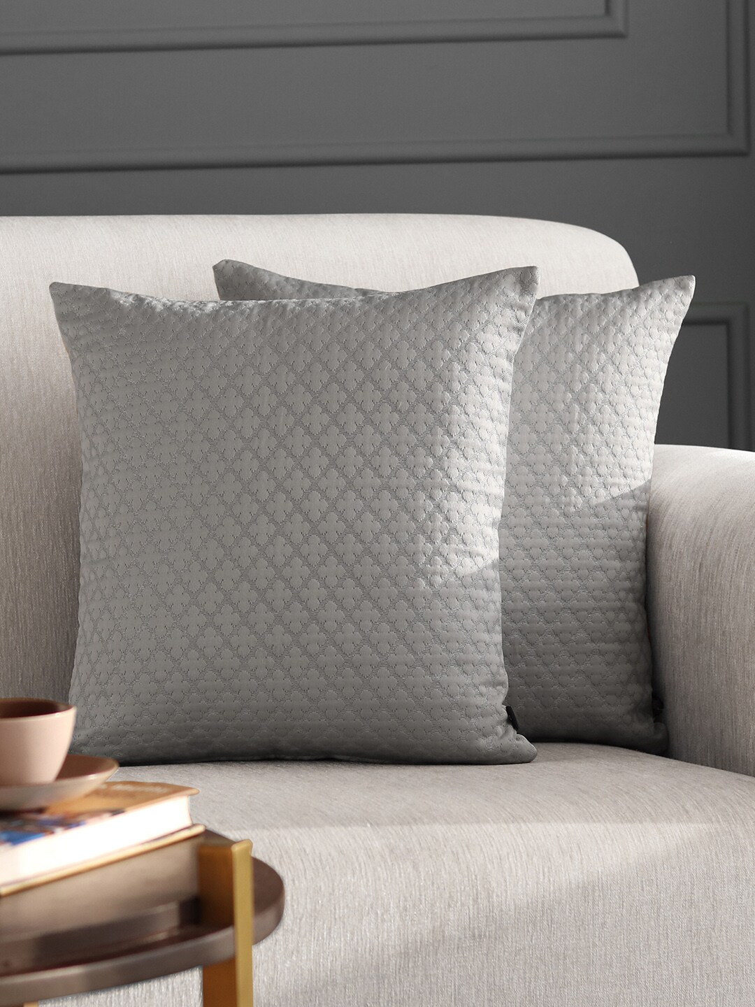 GM Silver-Coloured Set of 2 Woven Design Cushion Covers
