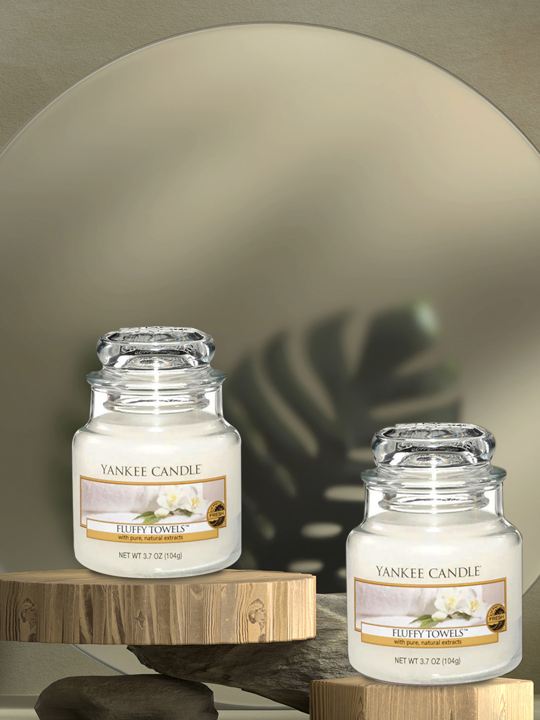 YANKEE CANDLE Fluffy Towels 2Pcs Scented 1 Wick Solid Geometric Regular Jar Candles