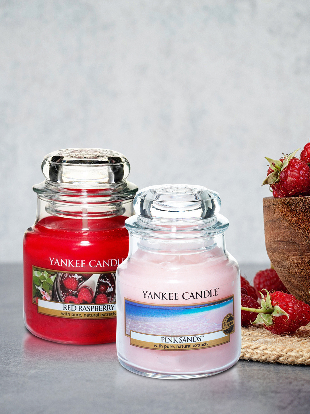 YANKEE CANDLE Pink Sand 2Pcs 1 Wick Red Raspberry Solid Geometric Regular Jar Candles