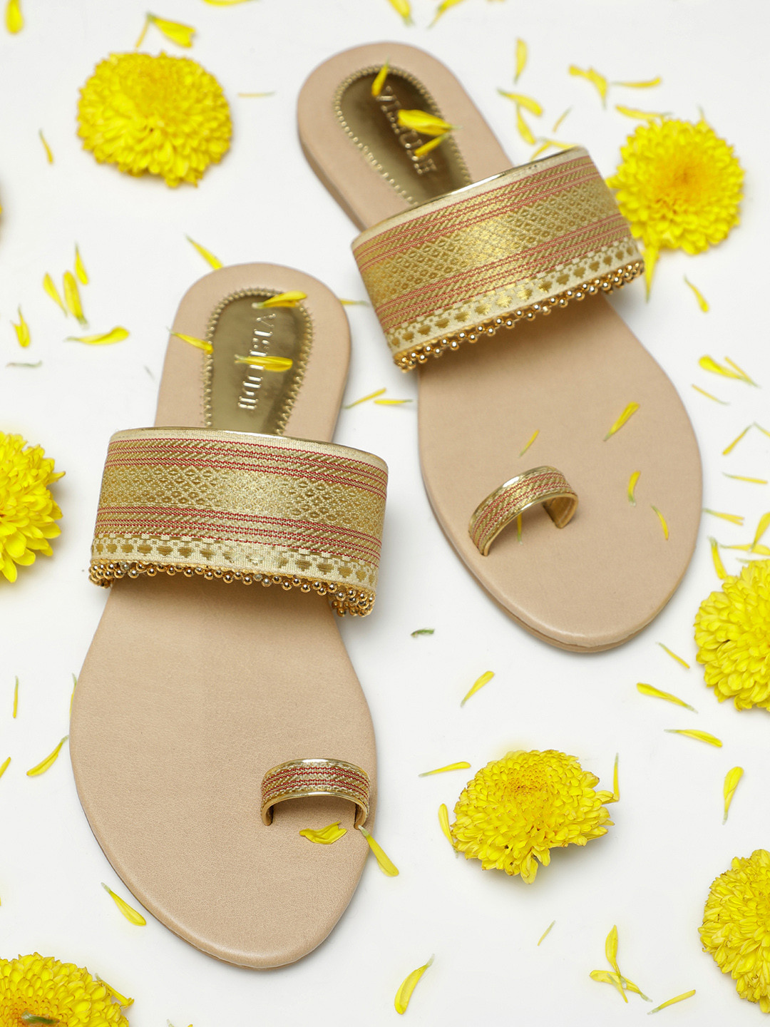 Vishudh Women Beige Woven Design One Toe Flats