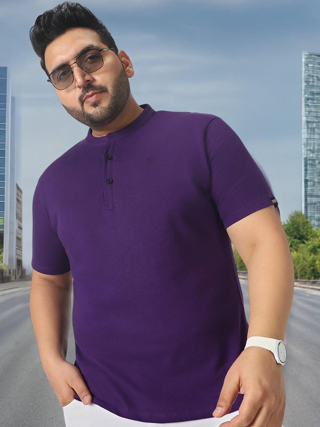 Urbano Plus Men Purple Solid Mandarin Collar T-shirt