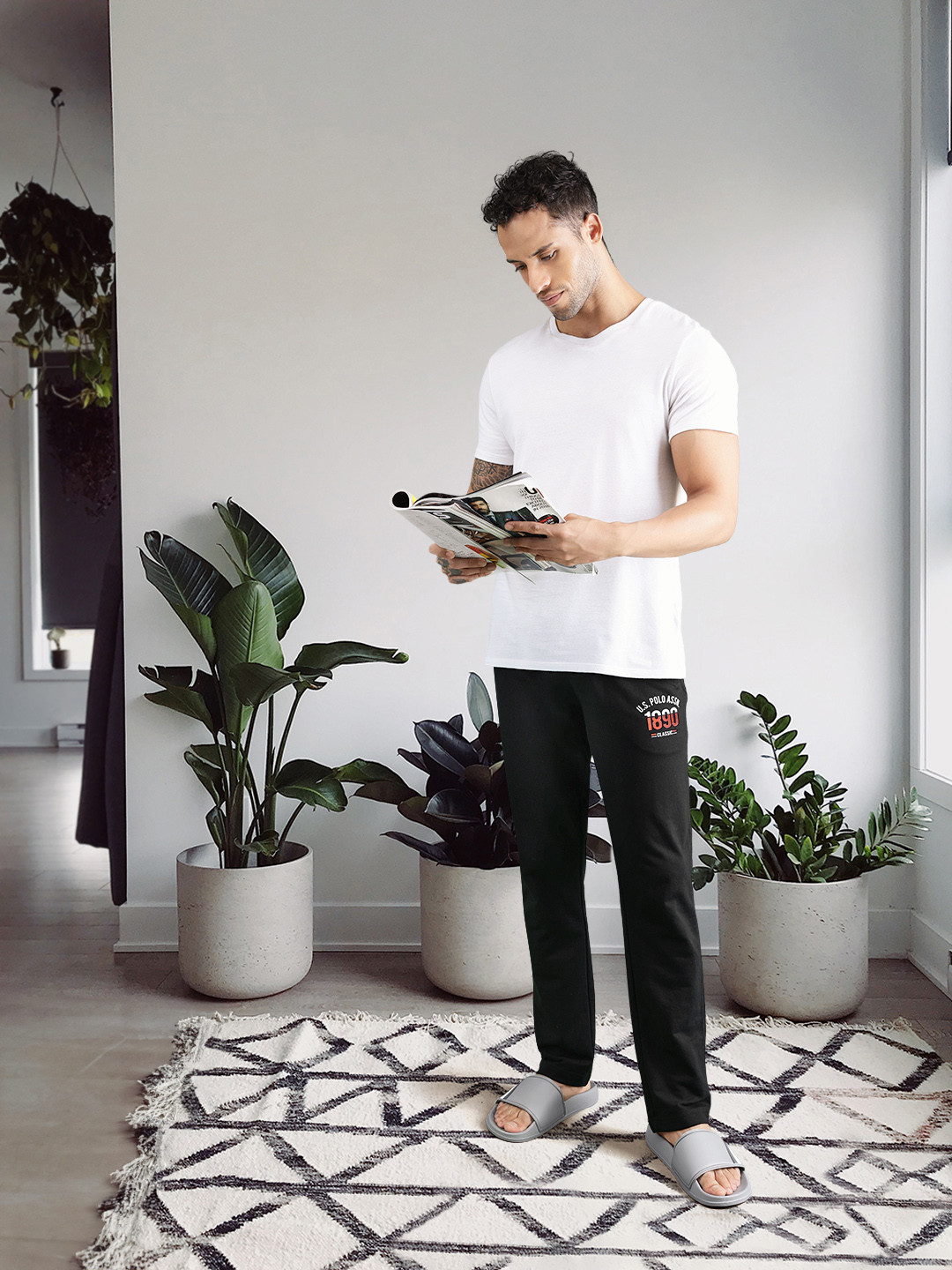 U.S. Polo Assn. Men Black Solid Lounge Pants Z9I606-195-PL-S