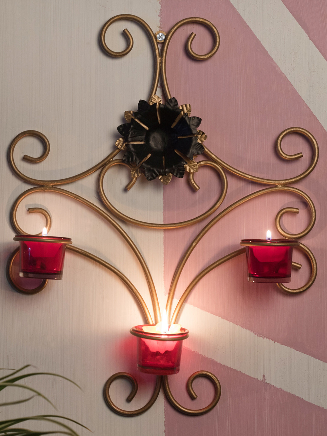 Home Sparkle Gold-Toned & Red Candle Holder