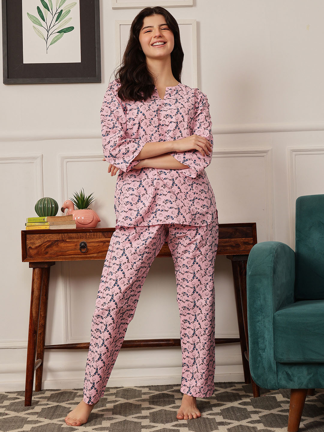 Clovia Women Pink Printed Night suit